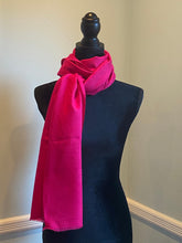 Load image into Gallery viewer, Kashmiri Pure Pashmina (Cashmere) Hand Woven Shawl, Stole with Self Print