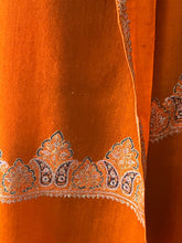 Load image into Gallery viewer, Kashmiri Pure Pashmina (100% Pure Cashmere), Cashmere scarf, Large Shawl, handmade shawl, Pashmina wrap, black pashmina shawl