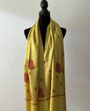 Load image into Gallery viewer, Kashmiri Sozni Embroidered 100% Pure Wool Pashmina Shawl and Wrap