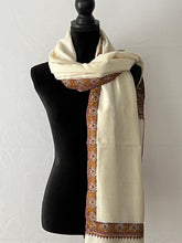 Load image into Gallery viewer, Kashmiri Pure Pashmina (100% Pure Cashmere), Cashmere scarf, Large Shawl, handmade shawl, Pashmina wrap, white pashmina shawl