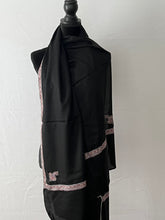 Load image into Gallery viewer, Kashmiri Pure Pashmina (100% Pure Cashmere), Cashmere scarf, Large Shawl, handmade shawl, Pashmina wrap, black pashmina shawl