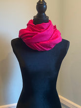 Load image into Gallery viewer, Kashmiri Pure Pashmina (Cashmere) Hand Woven Shawl, Stole with Self Print